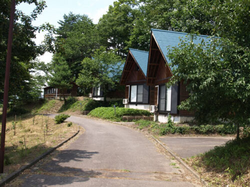 高津屋森林公園(長野県東筑摩郡生坂村東広津19829)