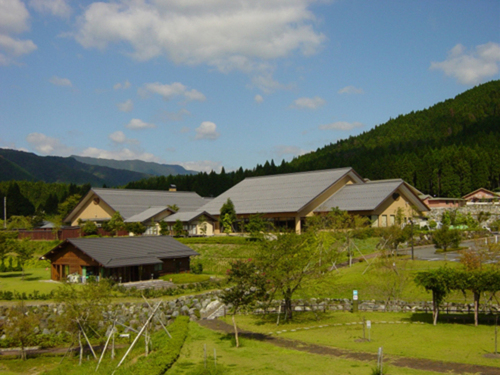 うすずみ温泉ホテル(岐阜県本巣市根尾門脇422)