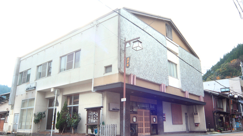 あさの旅館(岐阜県郡上市八幡町大手町817)