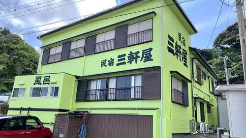 三軒屋磯釣神子元島案内所(静岡県下田市田牛456-5)