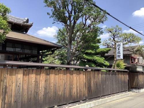 松里旅館(愛知県江南市古知野町広見35)