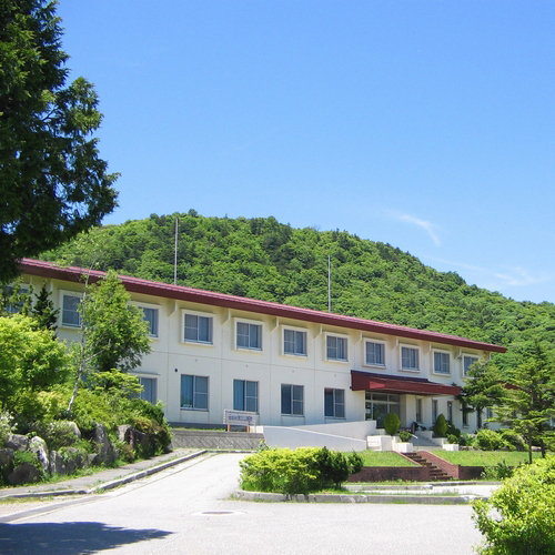 茶臼山高原国民休暇村(愛知県北設楽郡豊根村坂宇場字御所平70-163)