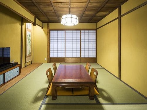 稚松やまぶき庵(京都府京都市下京区西魚屋町247)