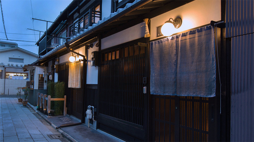 朱雀ききょう庵(京都府京都市中京区西ノ京西月光町18-8)