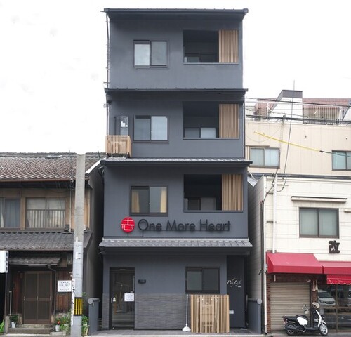 One More Heart 伏見稲荷2(京都府京都市伏見区深草平田町32-17)