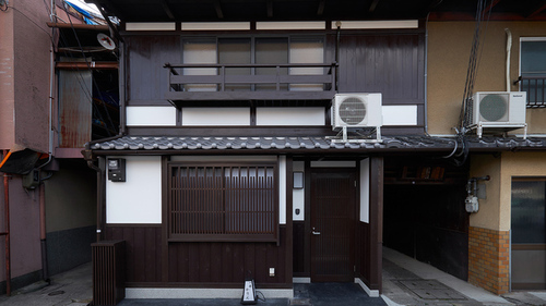 一条かりん(京都府京都市上京区浄福寺一条下る東西俵屋町147-11)