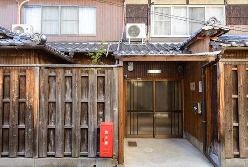 光ハウス(京都府京都市上京区革堂西町528)