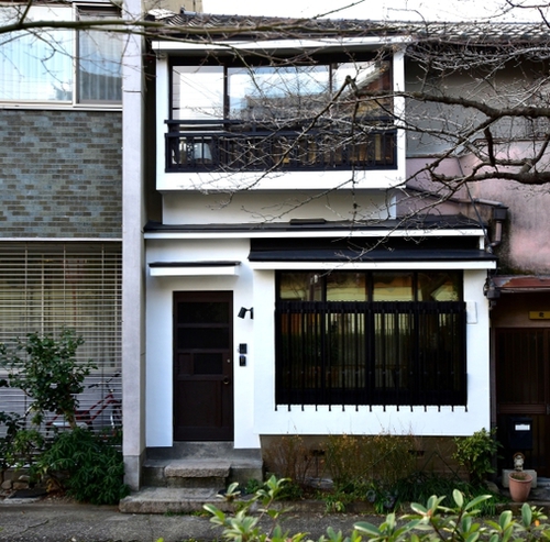 J RELAX 京都さいいん(京都府京都市中京区壬生西大竹町10-12)