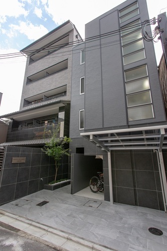 京都雅楼(京都府京都市下京区高倉通仏光寺上る西前町367-8)