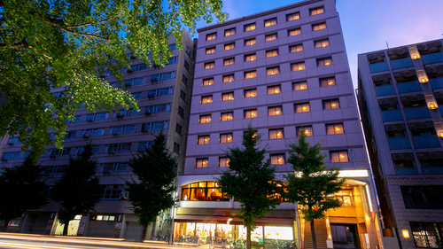 京都シティホテル(京都府京都市上京区堀川今出川上ル北舟橋町857)
