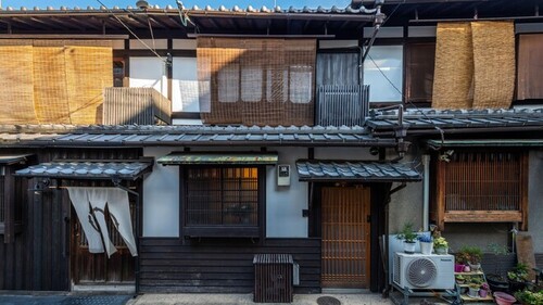花住清水(京都府京都市東山区五条通大和大路東入門脇町187-4)