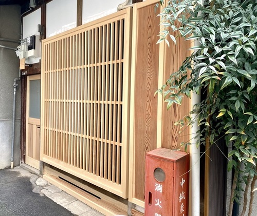 ゲストハウスたきの(京都府京都市上京区紙屋川町1015-30)