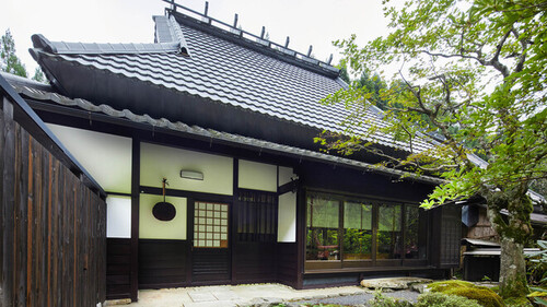 芹生庵(京都府京都市右京区京北芹生町芹生8)