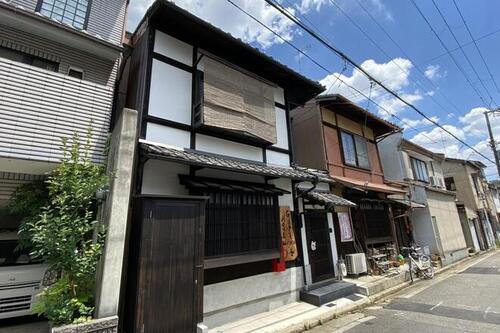 たびの邸宅 maruco二条城(京都府京都市上京区南伊勢屋町773-2)