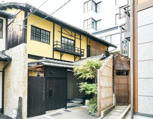 京都清清水門前邸(京都府京都市東山区清水門前松原安寧坂西入清水4-170-27)