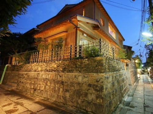 Small Luxury 京都 石塀小路 龍吟(京都府京都市東山区下河原町463-12)