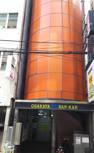 ホテル4Fマカロニ(大阪府大阪市北区兎我野10-15大阪屋58番館ビル4F)