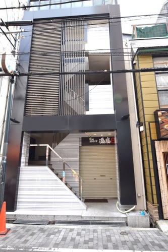 Toma─ru(大阪府大阪市中央区宗右衛門町2-26)