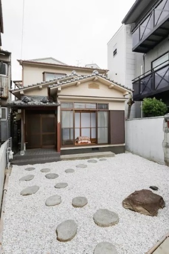 FESTINA LENTE(大阪府大阪市住吉区山之内2-4-2)