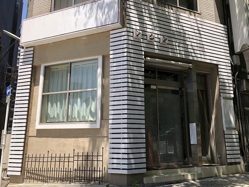 HOTEL AQUA<大阪府>(大阪府大阪市中央区高津1-8-10 栄信ビル1F)