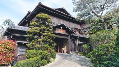 ホテル花小宿(兵庫県神戸市北区有馬町1007)