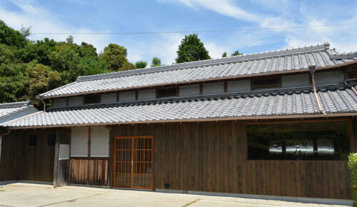 古民家ハウスーOLUOLUー<淡路島>(兵庫県淡路市大谷1389)