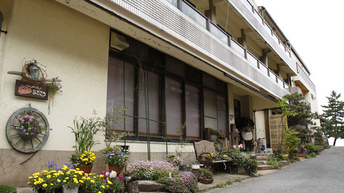 なぎさ(兵庫県美方郡香美町香住区訓谷105)