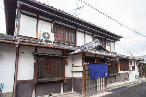 and smiles hostel(奈良県奈良市西笹鉾町13)