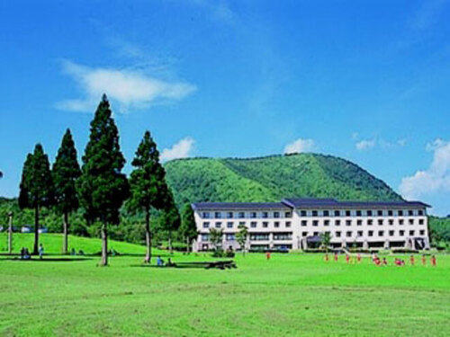 休暇村奥大山(旧大山鏡ヶ成)(鳥取県日野郡江府町御机字鏡ヶ成709-1)