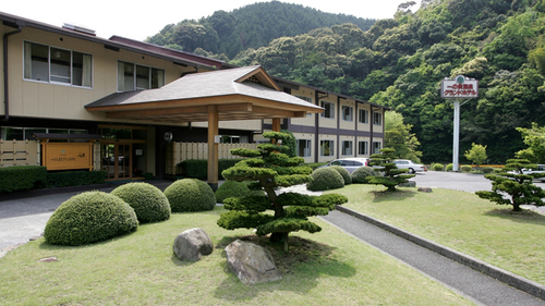 一の俣温泉グランドホテル(山口県下関市豊田町大字一ノ俣15)