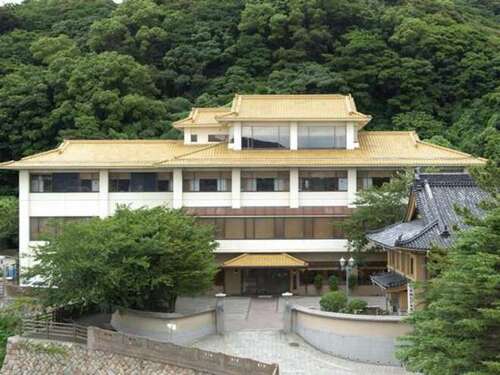 春帆楼(山口県下関市阿弥陀寺町4-2)