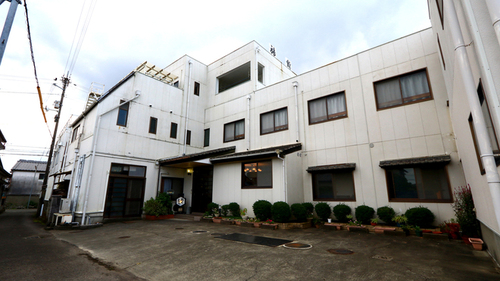 おくむら旅館(徳島県板野郡藍住町奥野字前川74)