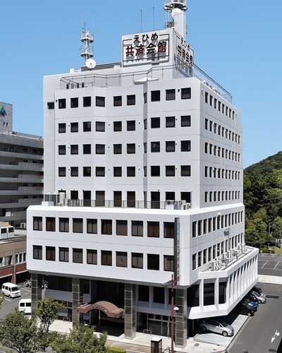 愛媛県市町村職員えひめ共済会館(愛媛県松山市三番町5-13-1)