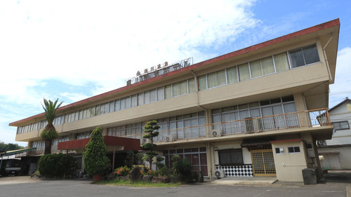 須川観光ホテル(長崎県南島原市西有家町須川1100-38)