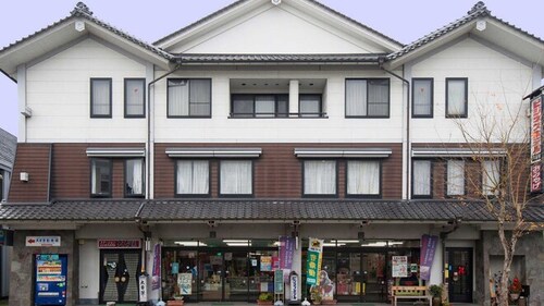 ステーションビジネスホテル天守閣(熊本県人吉市中青井町321)