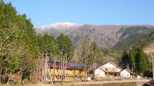 九州中央山地国定公園市房山キャンプ場(熊本県球磨郡水上村湯山1122-264)