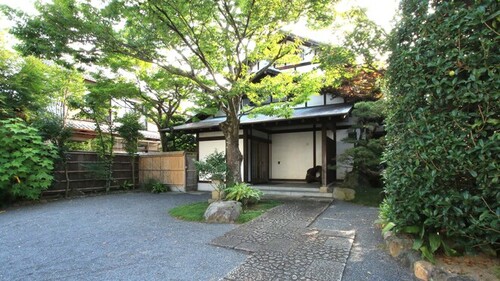 春光園(大分県臼杵市大字臼杵祇園西3)