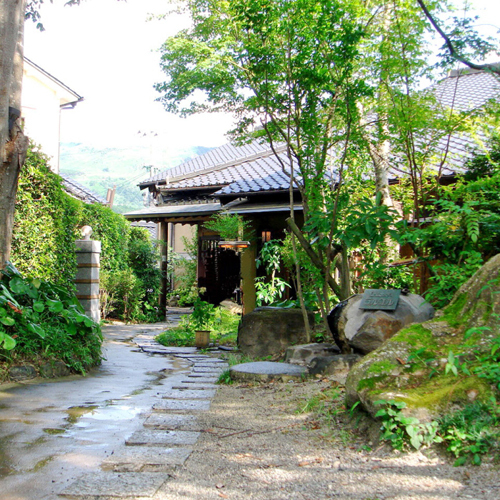 吉祥開運亭無尽蔵(大分県由布市湯布院町川上1536-1)