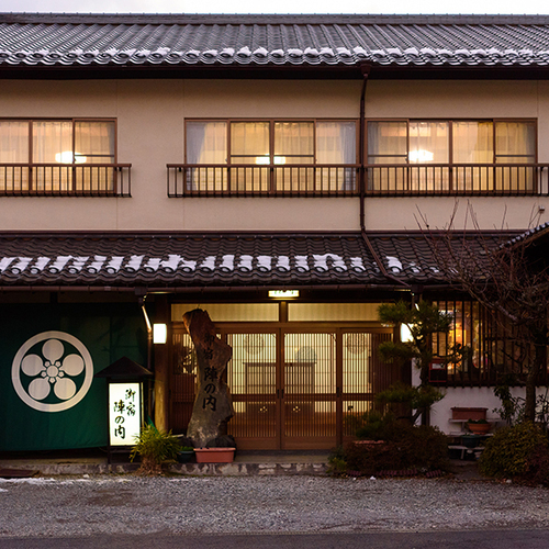 御宿陣の内(大分県由布市湯布院町川南107-1)