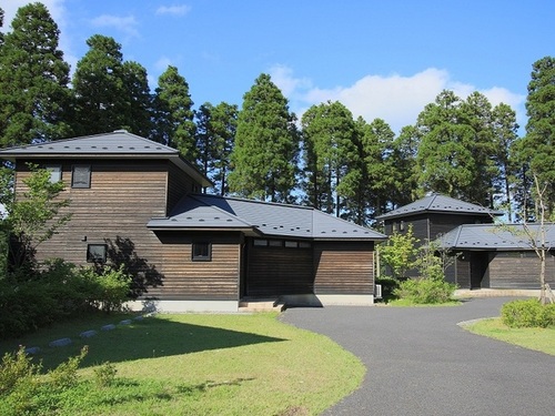 山下湖ロッジ(大分県由布市湯布院町川西2174-143)