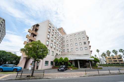 かごしま第一ホテル鴨池店(鹿児島県鹿児島市鴨池新町18)