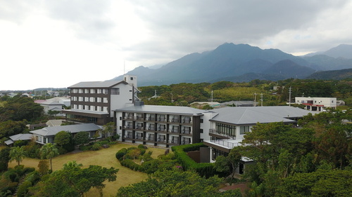 屋久島グリーンホテル<屋久島>(鹿児島県熊毛郡屋久島町安房788-110)