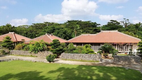 かたあきの里<宮古島>(沖縄県宮古島市平良東仲宗根添1186-1)