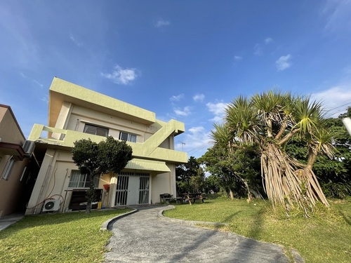 Guesthouseへちま(ゲストハウスへちま)(沖縄県国頭郡国頭村字境地303)